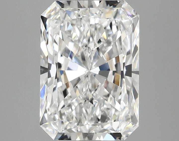 3.07 Carat Radiant Shaped Ideal Cut VVS2 IGI Certified Lab Grown Diamond