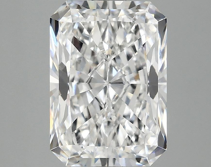 2.91 Carat Radiant Shaped Ideal Cut VVS2 IGI Certified Lab Grown Diamond