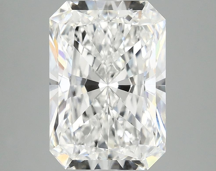 4.03 Carat Radiant Shaped Ideal Cut VVS2 IGI Certified Lab Grown Diamond