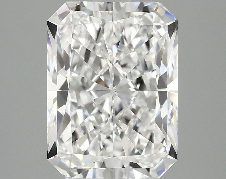 2.93 Carat Radiant Shaped Excellent Cut VVS2 IGI Certified Lab Grown Diamond
