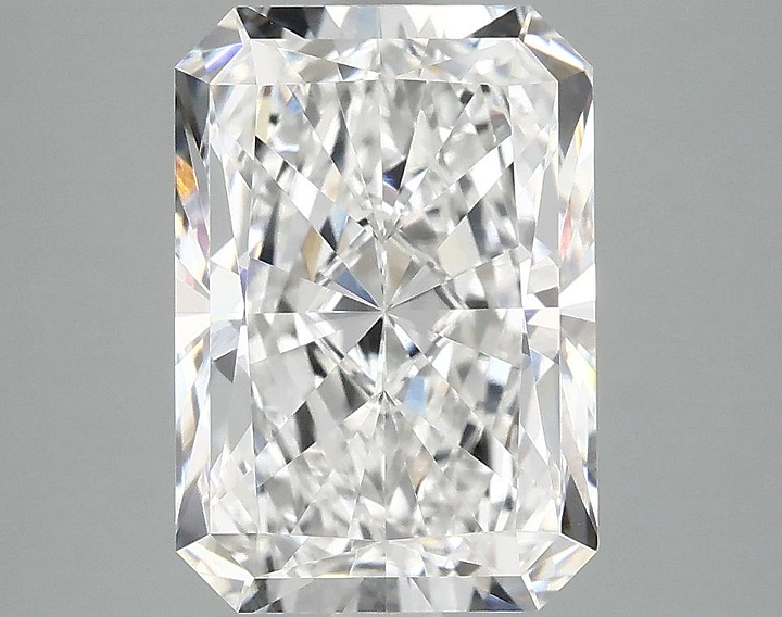 3.95 Carat Radiant Shaped Ideal Cut VVS2 IGI Certified Lab Grown Diamond