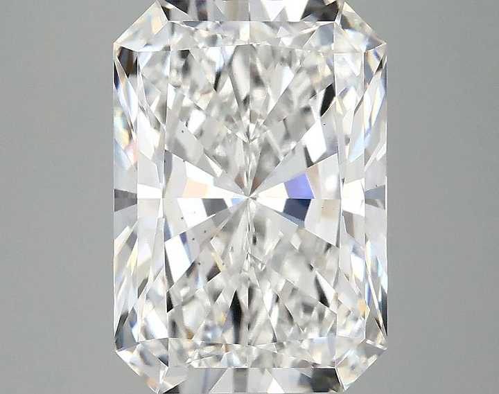 4.07 Carat Radiant Shaped Ideal Cut VS1 IGI Certified Lab Grown Diamond