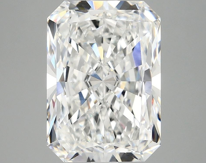 4.1 Carat Radiant Shaped Ideal Cut VVS2 IGI Certified Lab Grown Diamond
