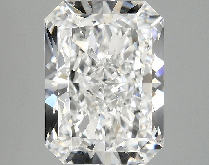 4.08 Carat Radiant Shaped Excellent Cut VVS2 IGI Certified Lab Grown Diamond