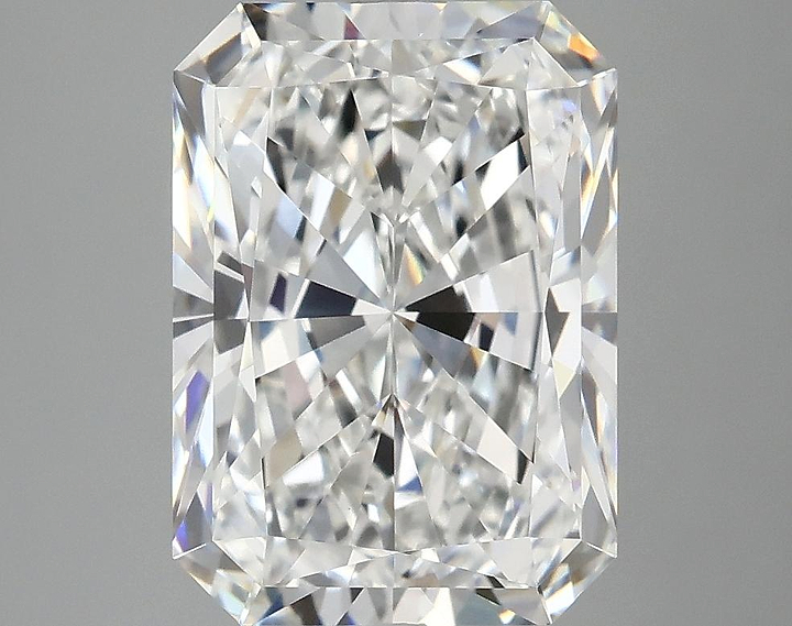 4.07 Carat Radiant Shaped Ideal Cut VVS2 IGI Certified Lab Grown Diamond