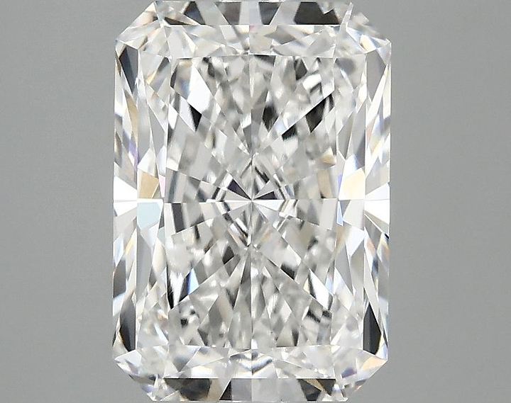 3.08 Carat Radiant Shaped Ideal Cut VVS2 IGI Certified Lab Grown Diamond