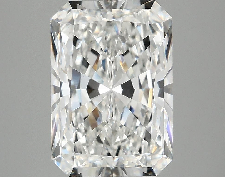 4.14 Carat Radiant Shaped Ideal Cut VVS2 IGI Certified Lab Grown Diamond
