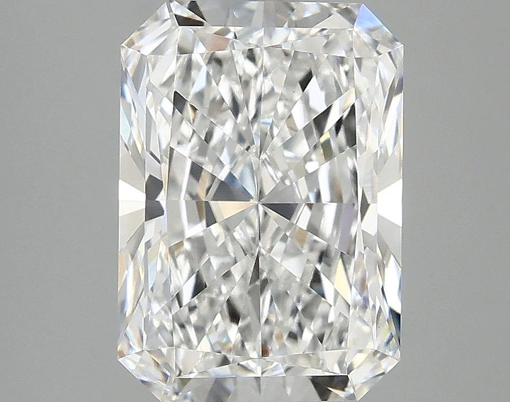 3.08 Carat Radiant Shaped Ideal Cut VVS2 IGI Certified Lab Grown Diamond