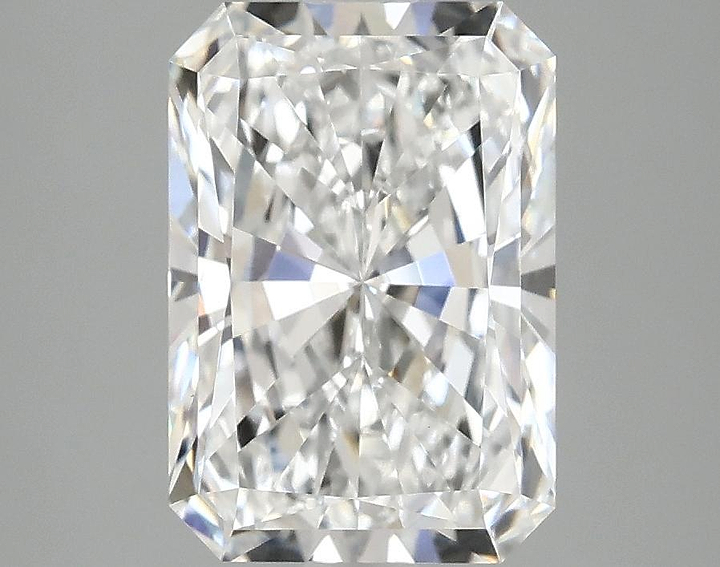 3.03 Carat Radiant Shaped Ideal Cut VVS2 IGI Certified Lab Grown Diamond