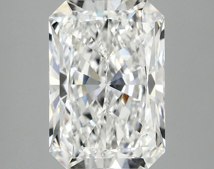 4.08 Carat Radiant Shaped Ideal Cut VVS2 IGI Certified Lab Grown Diamond