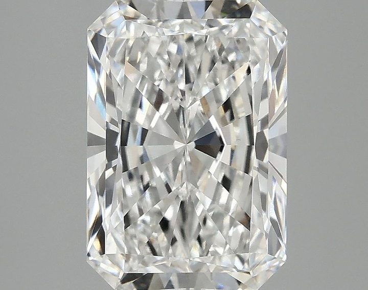 3.07 Carat Radiant Shaped Ideal Cut VS1 IGI Certified Lab Grown Diamond