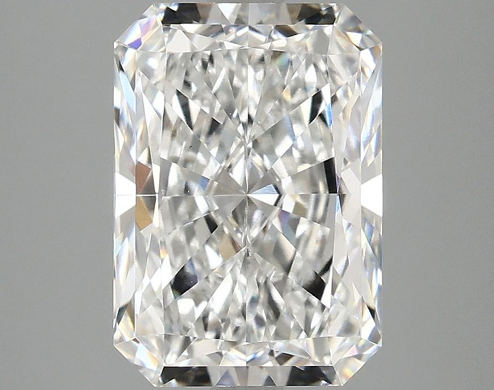 3.05 Carat Radiant Shaped Ideal Cut VS1 IGI Certified Lab Grown Diamond