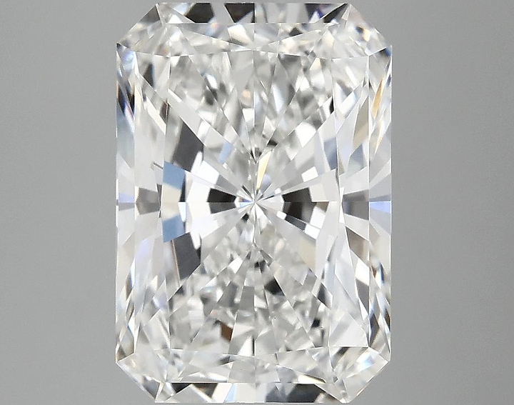 4.19 Carat Radiant Shaped Ideal Cut VVS2 IGI Certified Lab Grown Diamond