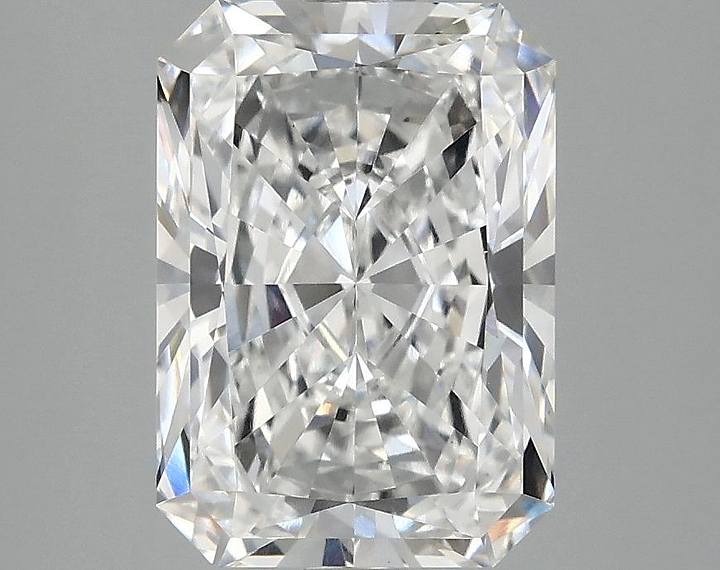 3.05 Carat Radiant Shaped Ideal Cut VVS2 IGI Certified Lab Grown Diamond