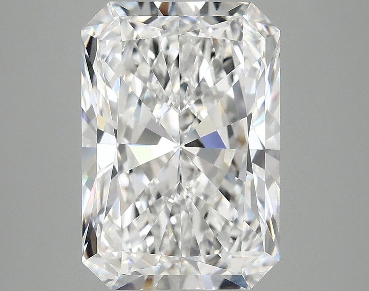 4.13 Carat Radiant Shaped Ideal Cut VVS2 IGI Certified Lab Grown Diamond