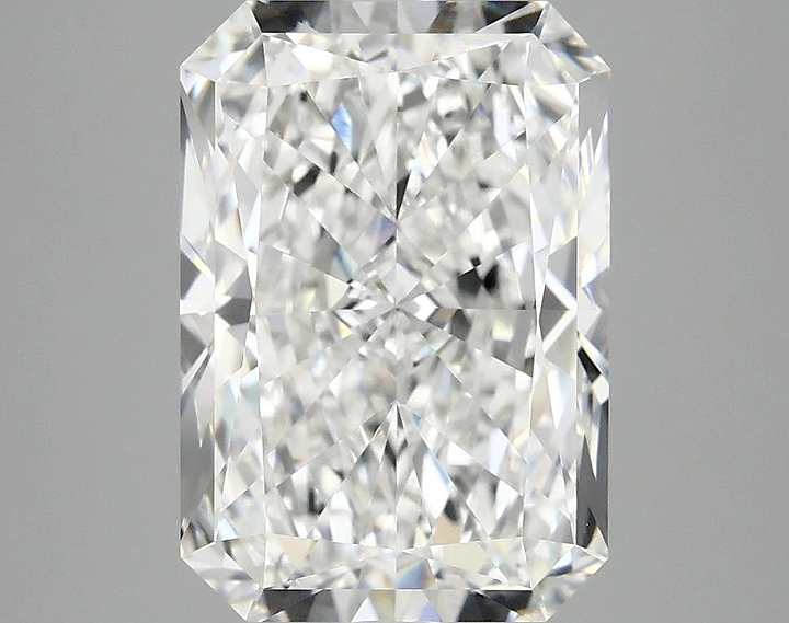 4.02 Carat Radiant Shaped Ideal Cut VVS2 IGI Certified Lab Grown Diamond