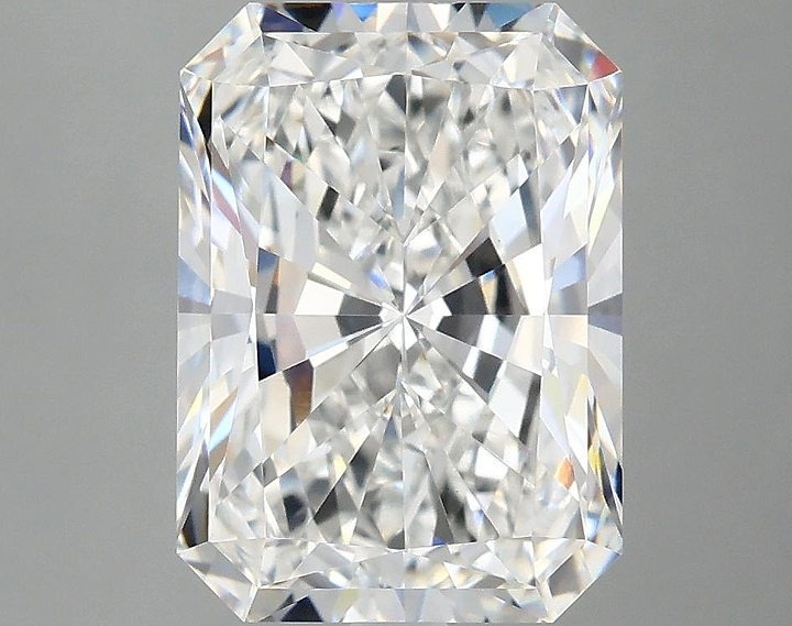 3.62 Carat Radiant Shaped Excellent Cut VVS2 IGI Certified Lab Grown Diamond