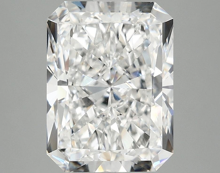 4.05 Carat Radiant Shaped Excellent Cut VS1 IGI Certified Lab Grown Diamond