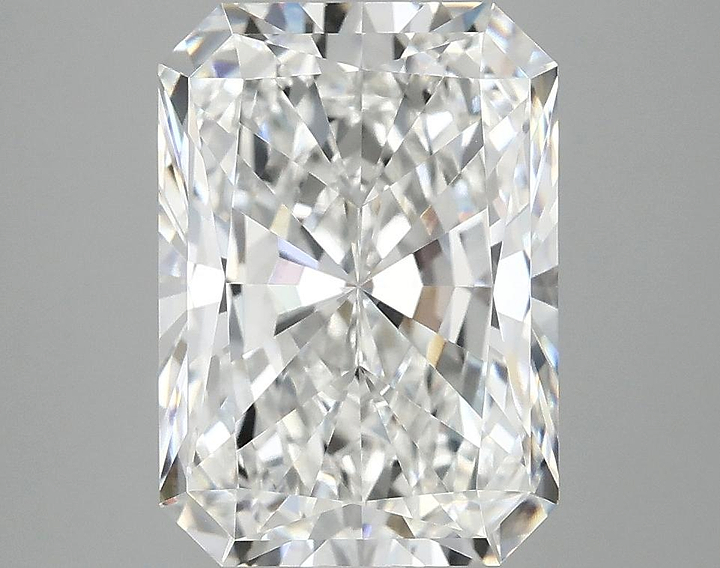4.1 Carat Radiant Shaped Ideal Cut VVS2 IGI Certified Lab Grown Diamond