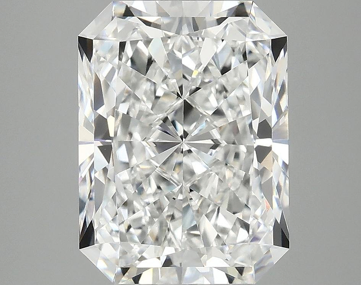 4.07 Carat Radiant Shaped Excellent Cut VVS2 IGI Certified Lab Grown Diamond