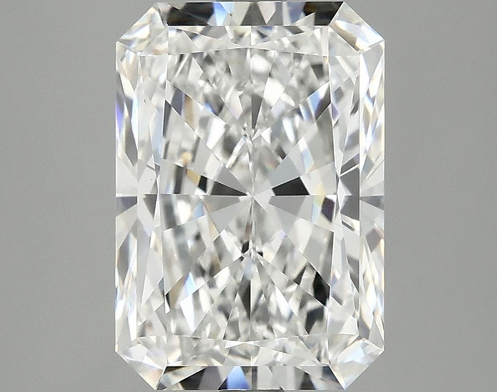 4.1 Carat Radiant Shaped Ideal Cut VVS2 IGI Certified Lab Grown Diamond