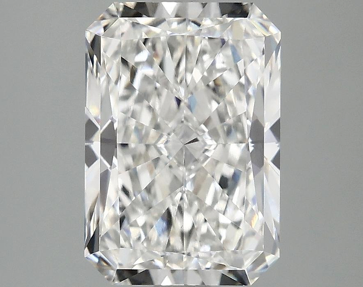 3.01 Carat Radiant Shaped Ideal Cut VVS2 IGI Certified Lab Grown Diamond