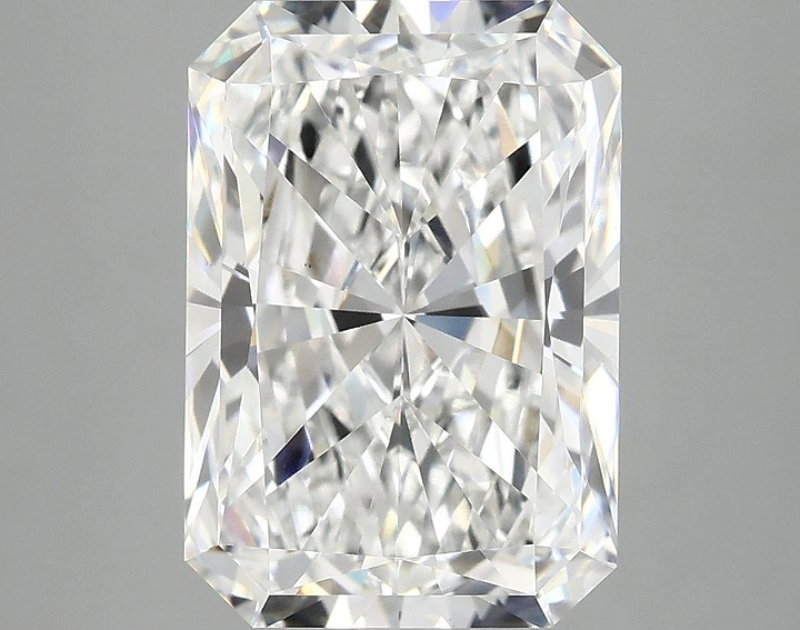 4.89 Carat Radiant Shaped Ideal Cut VS2 IGI Certified Lab Grown Diamond