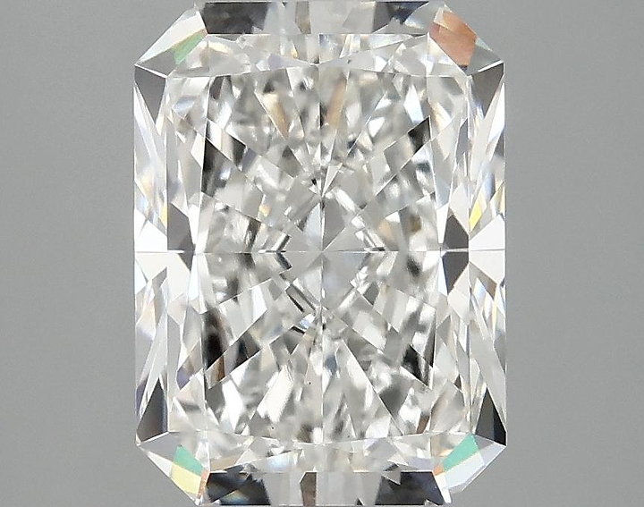 3.08 Carat Radiant Shaped Excellent Cut VS1 IGI Certified Lab Grown Diamond