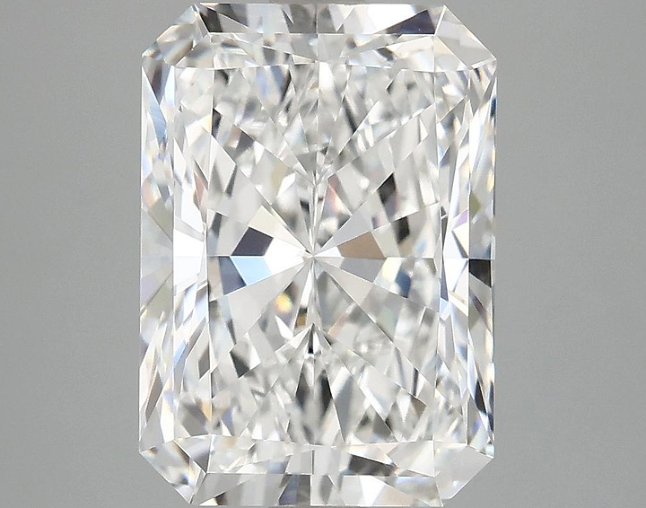 4.1 Carat Radiant Shaped Ideal Cut VVS2 IGI Certified Lab Grown Diamond