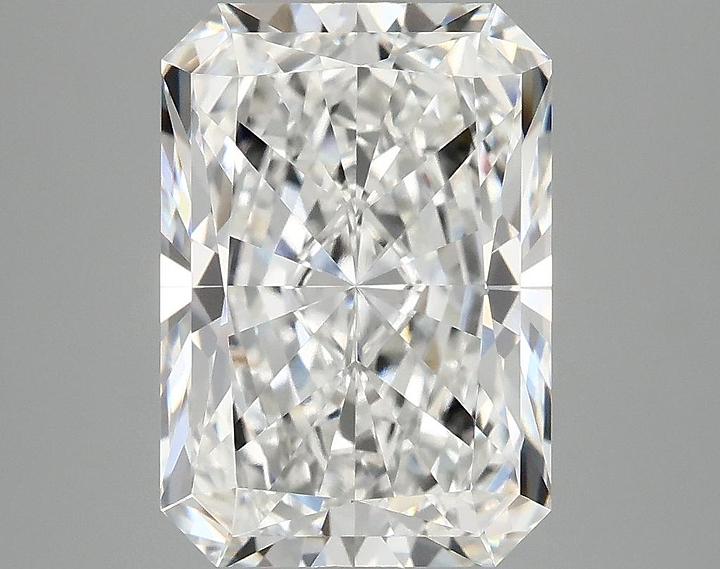 4.1 Carat Radiant Shaped Ideal Cut VVS2 IGI Certified Lab Grown Diamond