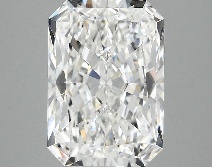 4.05 Carat Radiant Shaped Ideal Cut VVS2 IGI Certified Lab Grown Diamond