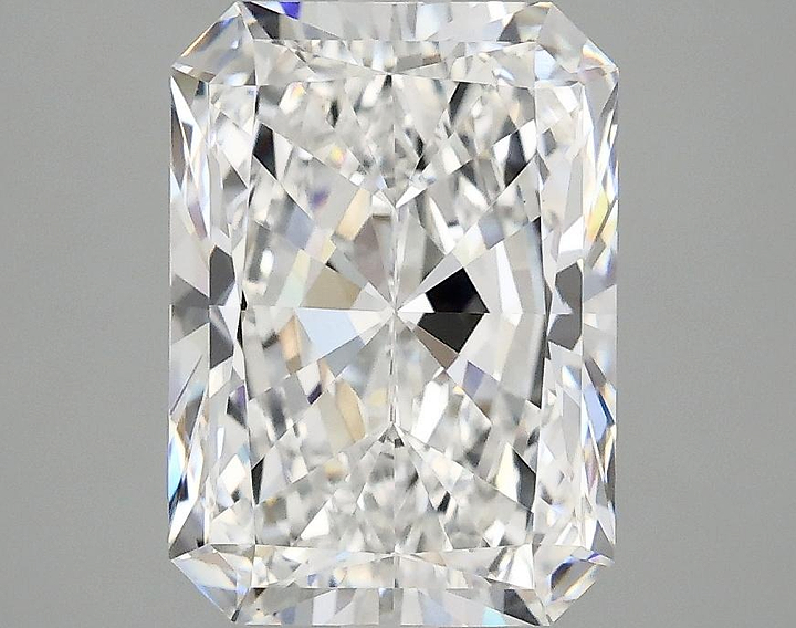 2.98 Carat Radiant Shaped Ideal Cut VVS2 IGI Certified Lab Grown Diamond