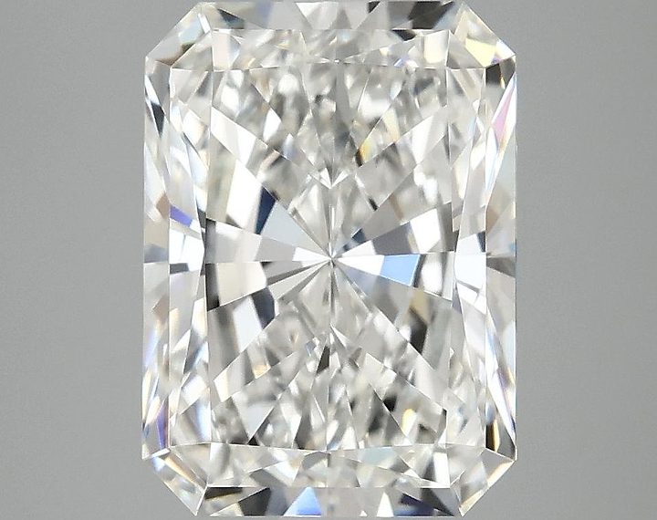 3.99 Carat Radiant Shaped Excellent Cut VVS2 IGI Certified Lab Grown Diamond