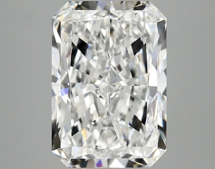 3.67 Carat Radiant Shaped Ideal Cut VS1 IGI Certified Lab Grown Diamond