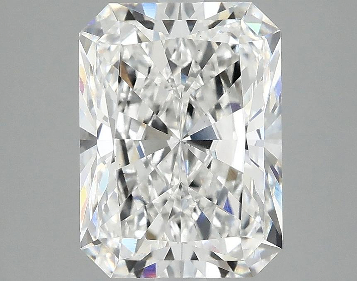 3.09 Carat Radiant Shaped Excellent Cut VS2 IGI Certified Lab Grown Diamond