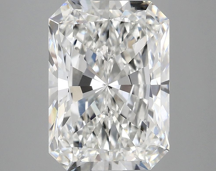 4.07 Carat Radiant Shaped Ideal Cut VVS2 IGI Certified Lab Grown Diamond