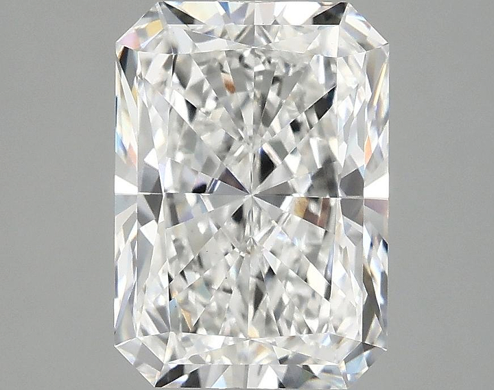 2.99 Carat Radiant Shaped Ideal Cut VVS2 IGI Certified Lab Grown Diamond