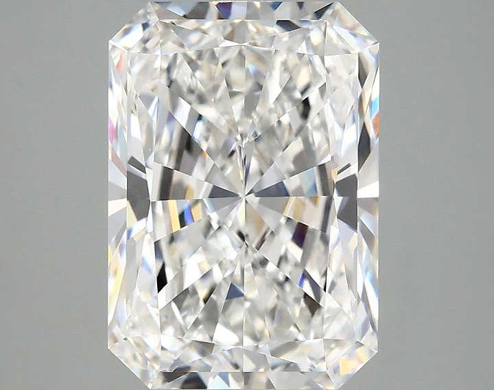 4.03 Carat Radiant Shaped Ideal Cut VVS2 IGI Certified Lab Grown Diamond