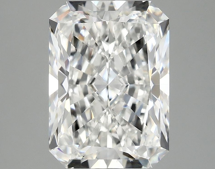 4.05 Carat Radiant Shaped Ideal Cut VS1 IGI Certified Lab Grown Diamond
