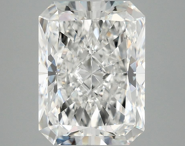 3.98 Carat Radiant Shaped Excellent Cut VVS2 IGI Certified Lab Grown Diamond