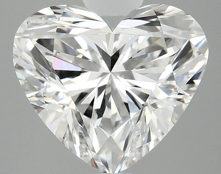 3.9 Carat Heart Shaped Ideal Cut VVS2 IGI Certified Lab Grown Diamond