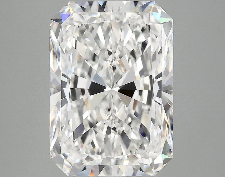 4.99 Carat Radiant Shaped Ideal Cut VS1 IGI Certified Lab Grown Diamond