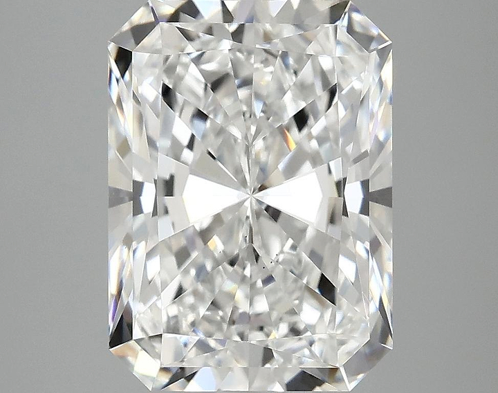 4.1 Carat Radiant Shaped Excellent Cut VS1 IGI Certified Lab Grown Diamond