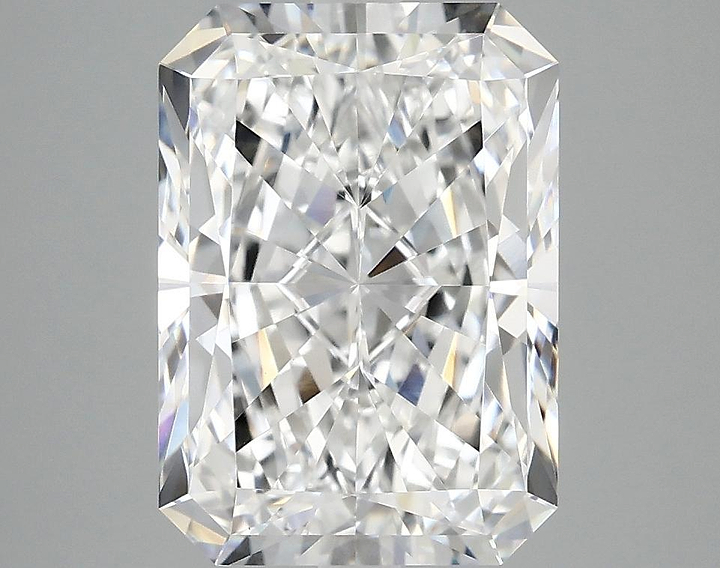 4.03 Carat Radiant Shaped Ideal Cut VVS2 IGI Certified Lab Grown Diamond