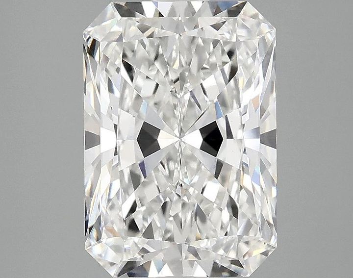 2.99 Carat Radiant Shaped Ideal Cut VVS2 IGI Certified Lab Grown Diamond