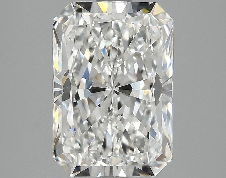 3.02 Carat Radiant Shaped Ideal Cut VVS2 IGI Certified Lab Grown Diamond