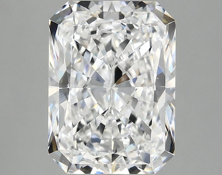 3.01 Carat Radiant Shaped Excellent Cut VS1 IGI Certified Lab Grown Diamond