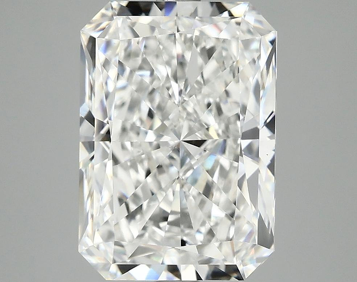 4.02 Carat Radiant Shaped Ideal Cut VVS2 IGI Certified Lab Grown Diamond