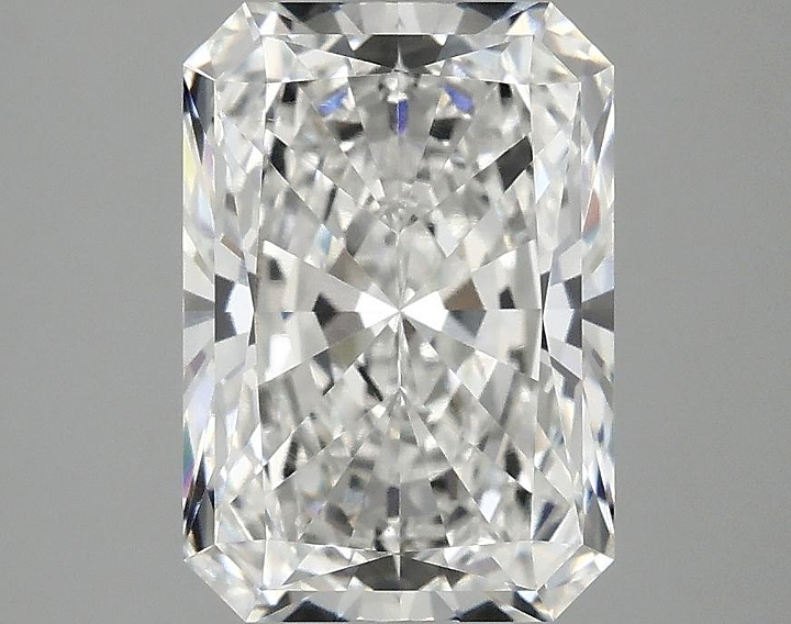 2.99 Carat Radiant Shaped Ideal Cut VVS2 IGI Certified Lab Grown Diamond