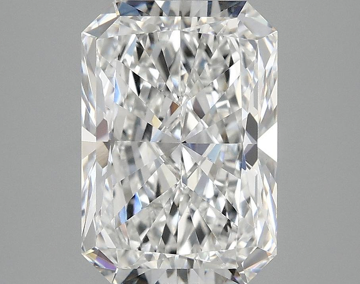 3.48 Carat Radiant Shaped Ideal Cut VS1 IGI Certified Lab Grown Diamond